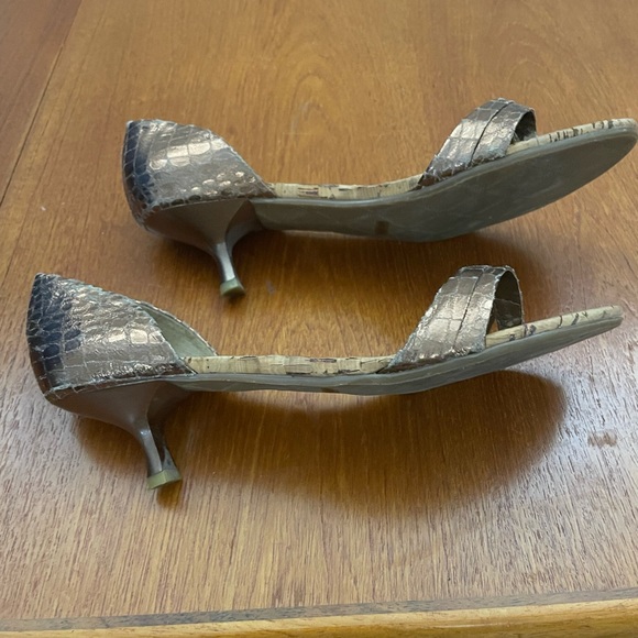 Dollhouse Shoes - Picture 4 of 7